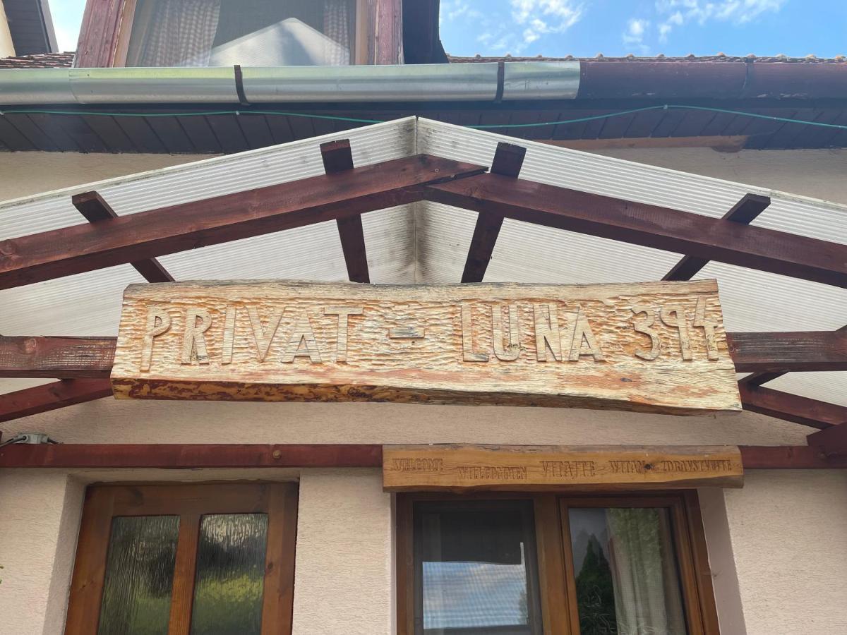 Privat Luna *